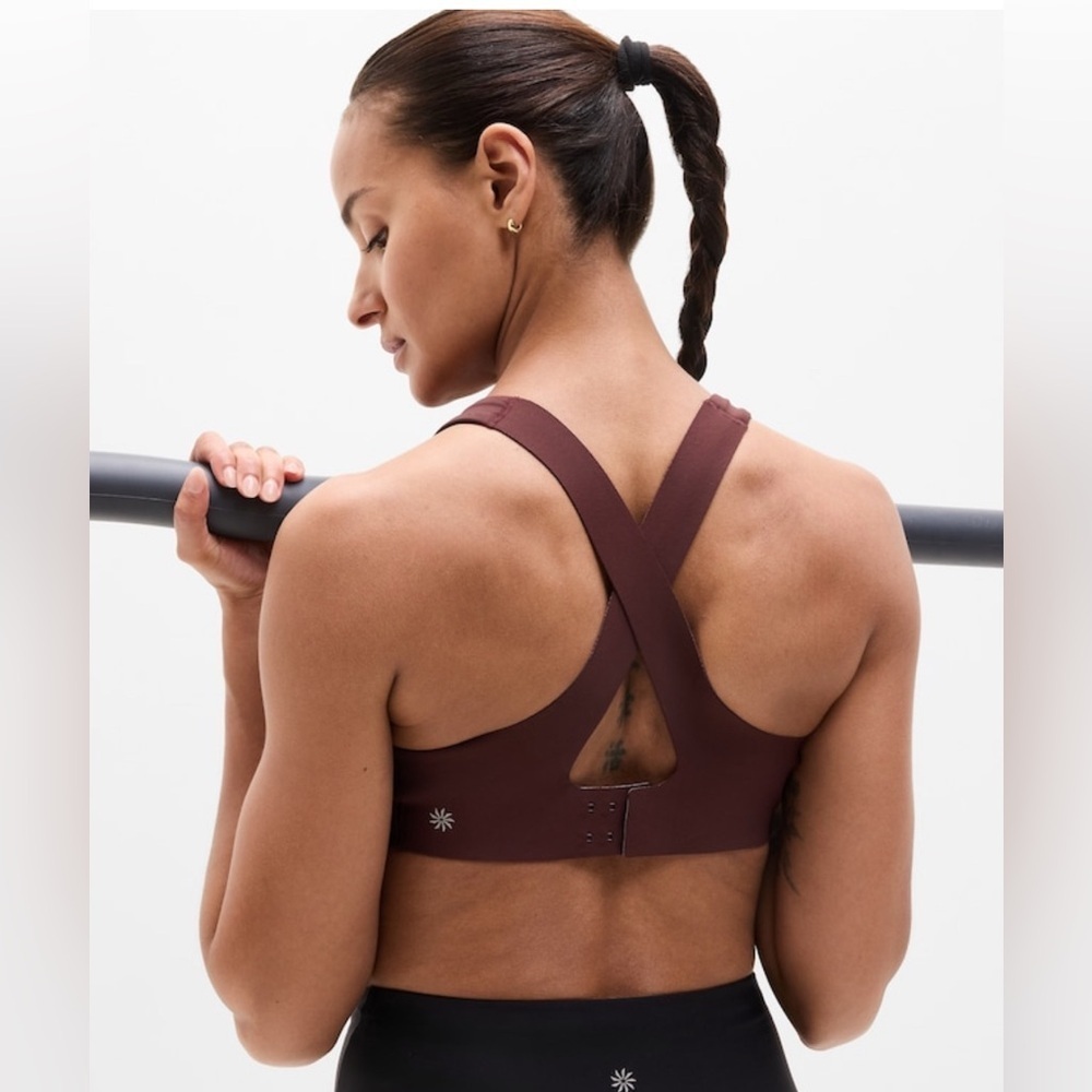 NWT Athleta Interval Plunge Train Garnet Bra Size XL Best for A-C Cups.